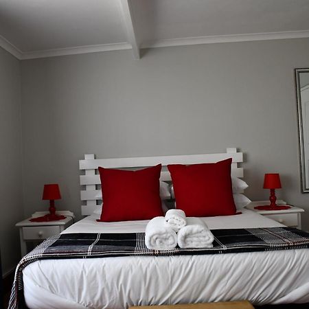 Friendz Guesthouse Найсне Номер фото