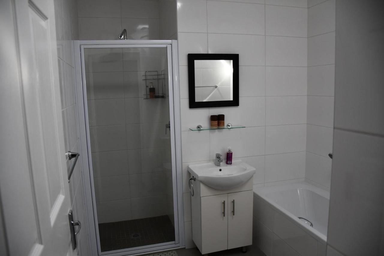 Friendz Guesthouse Найсне Экстерьер фото