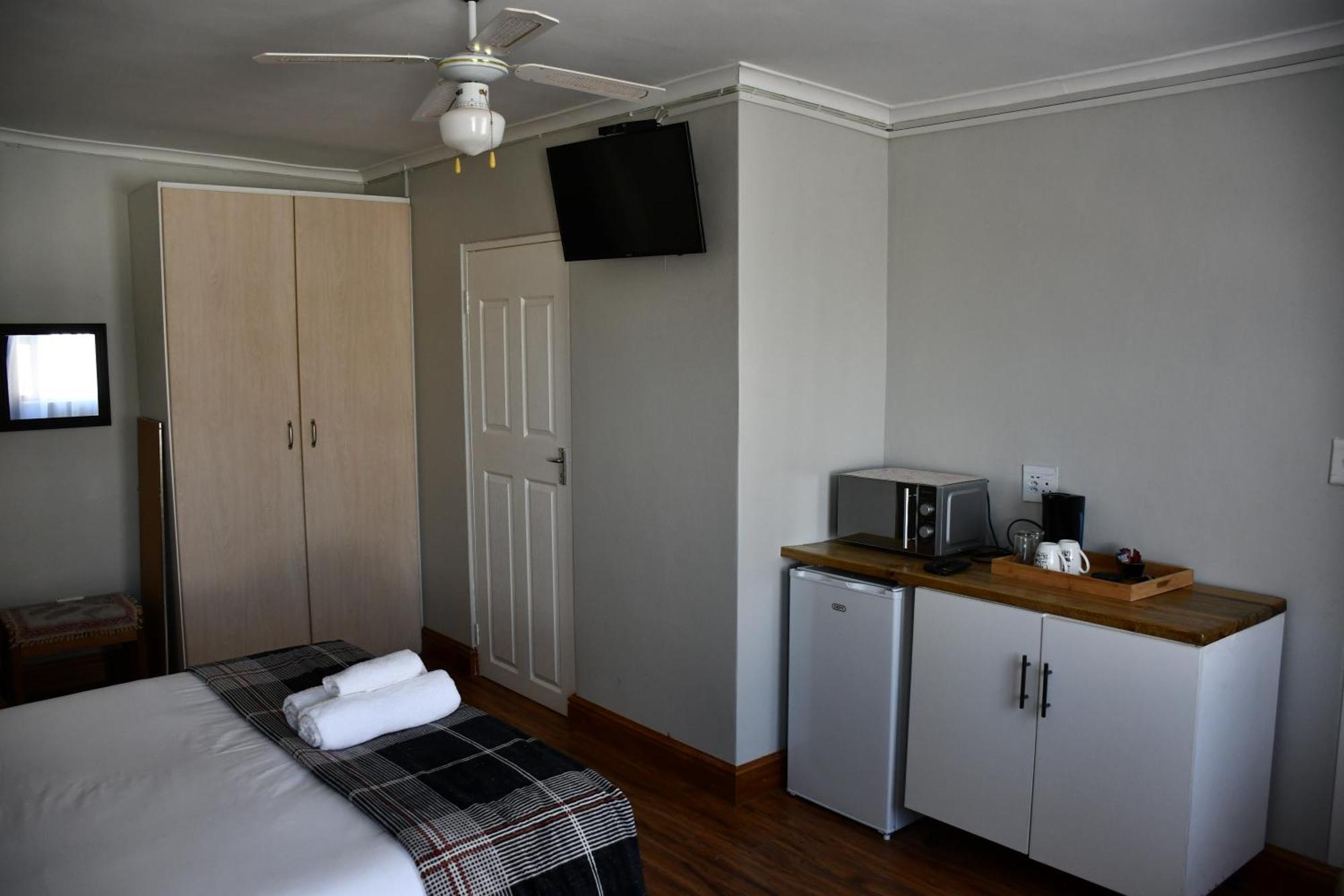 Friendz Guesthouse Найсне Номер фото